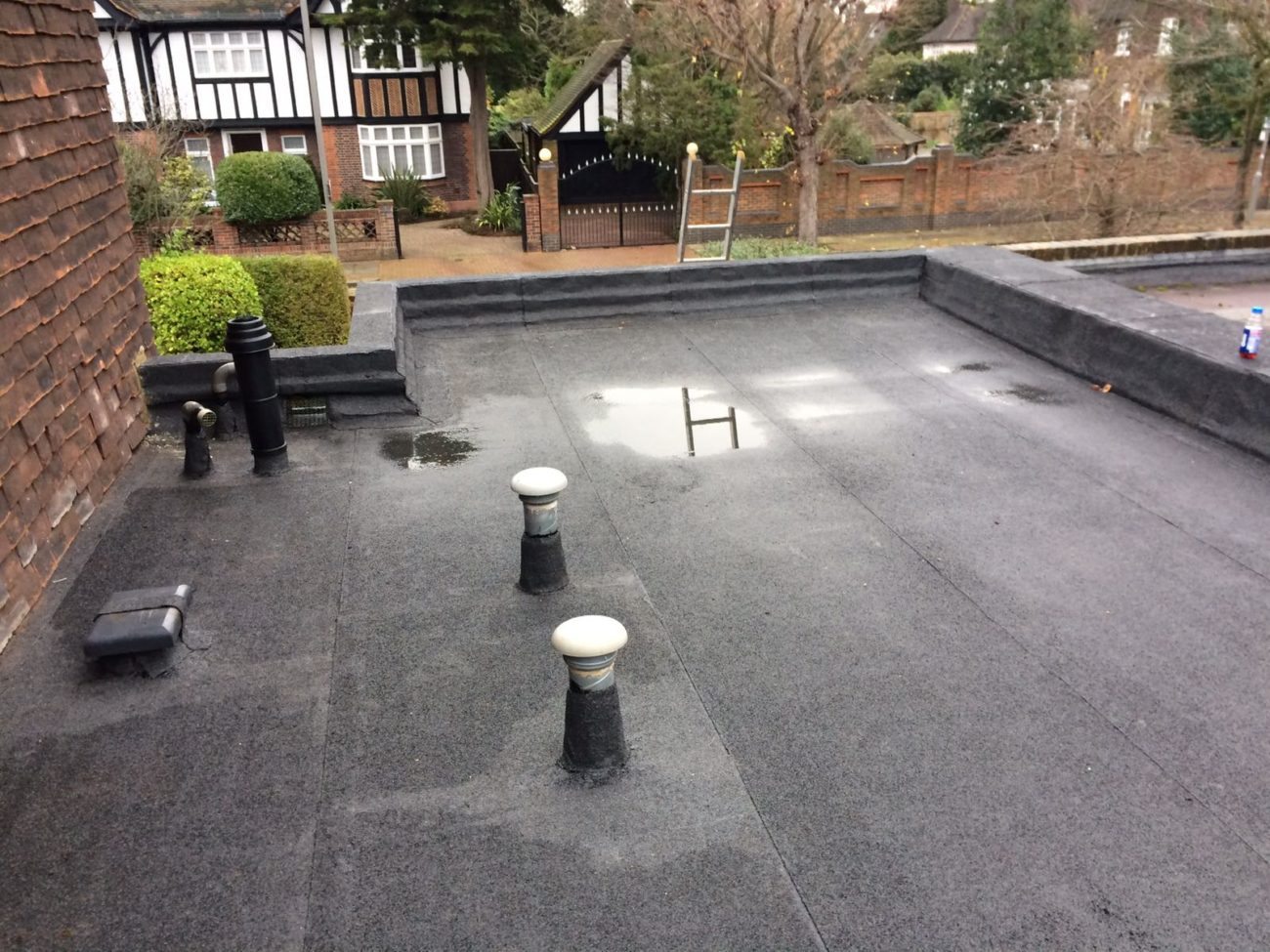 flat-roofing-maintenance flat-roofing-maintenance