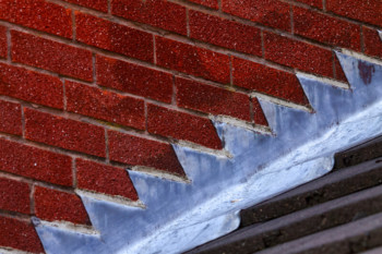 Roofing structure guides - find out what type of roof flashing you need